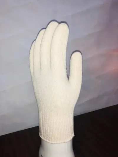 Seamless Gloves